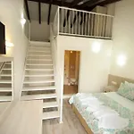 Flora Palm 4*