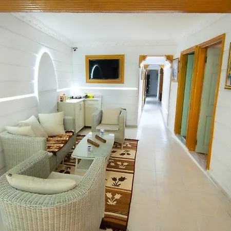 Отель Flora Palm 4*