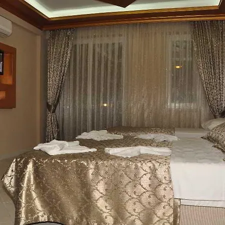 Отель Flora Palm 4*