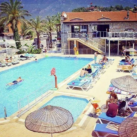 Flora Palm Hotel 4*