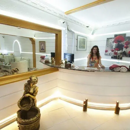 Flora Palm Szálloda Fethiye