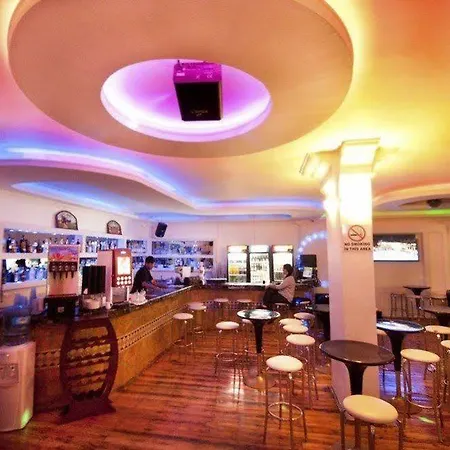 Szálloda Flora Palm 4*