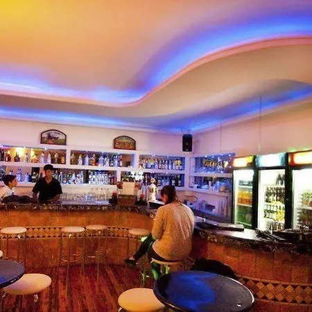 Flora Palm Hotel 4*